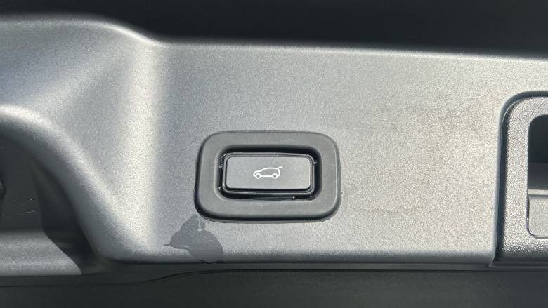 Land Rover Range Rover Evoque 2.0 D180 R-Dynamic SE 5dr Auto Diesel Hatchback